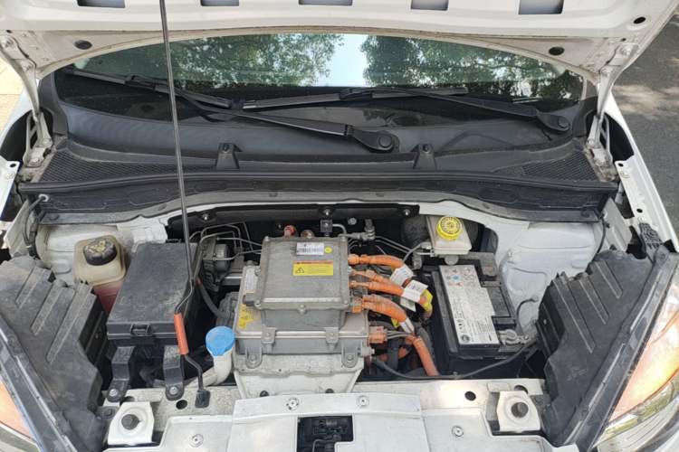 Used Roewe Clever 2021 302km Excellence Edition Engine Bay