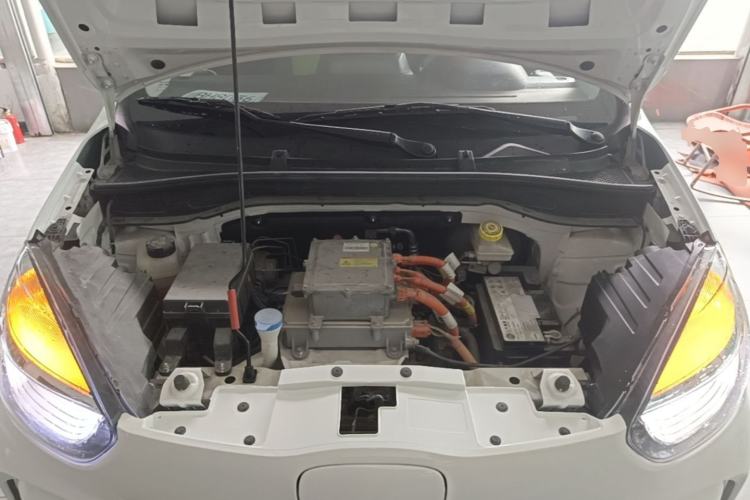 Used Roewe Clever 2021 302 km New Four-Seater Super-Efficient Version Engine Bay