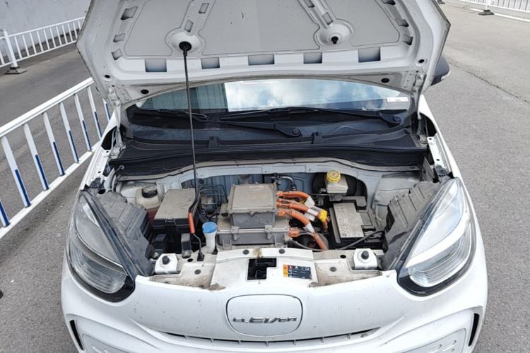 Used Roewe Clever 2021 302 km New Four-Seater Super-Efficient Version Engine Bay