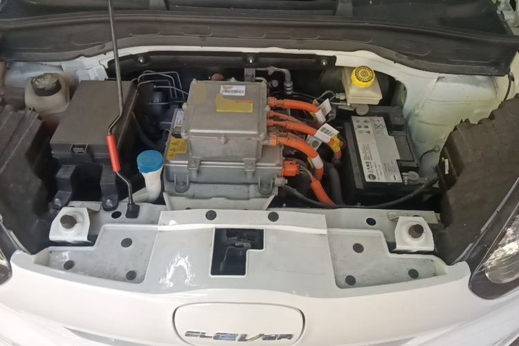 Used Roewe Clever 2021 302 km New Four-Seater Super-Efficient Version Engine Bay