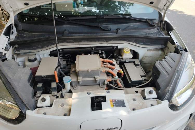 Used Roewe Clever 2021 302km All-Round Version Engine Bay