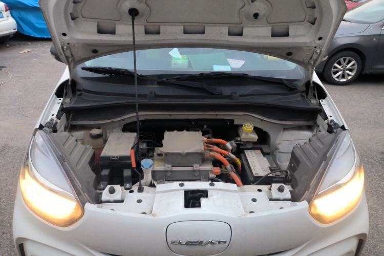 Used Roewe Clever 2021 302 km New Four-Seater Super-Efficient Version Engine Bay