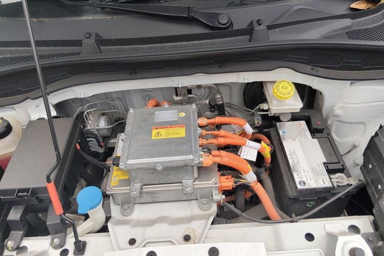 Used Roewe Clever 2021 302 km New Four-Seater Super-Efficient Version Engine Bay