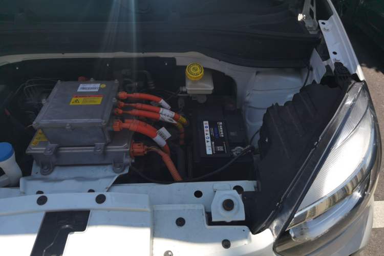Used Roewe Clever 2021 302km Excellence Edition Engine Bay Left