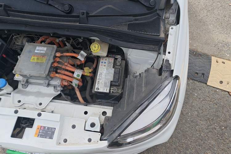 Used Roewe Clever 2021 302km Excellence Edition Engine Bay Left