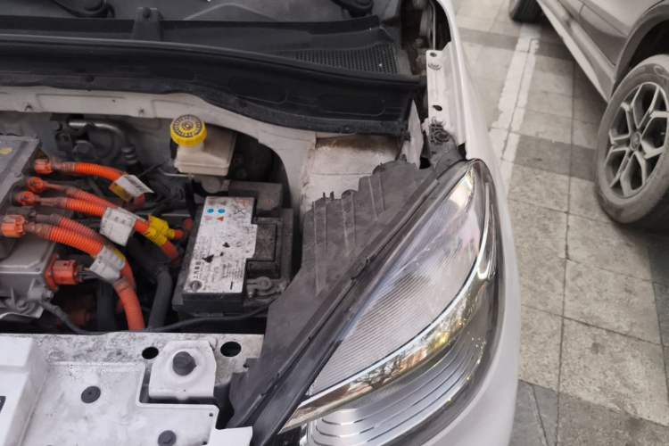 Used Roewe Clever 2021 302km Excellence Edition Engine Bay Left