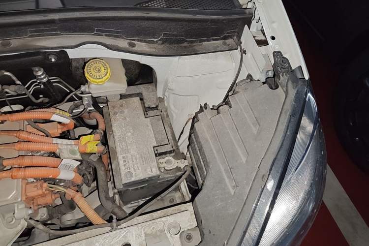Used Roewe Clever 2021 302km Excellence Edition Engine Bay Left