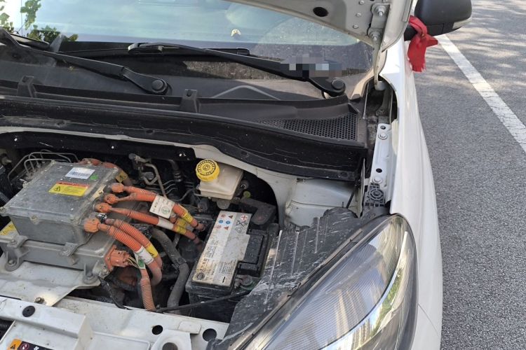 Used Roewe Clever 2021 302km All-Round Version Engine Bay Left
