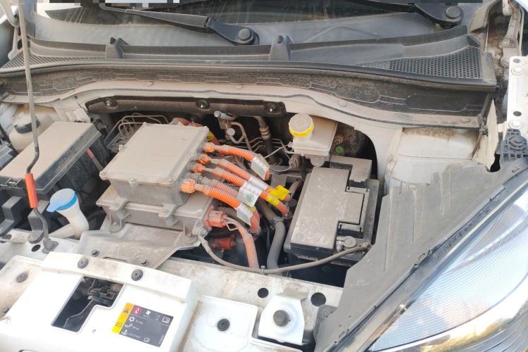 Used Roewe Clever 2021 302km All-Round Version Engine Bay Left