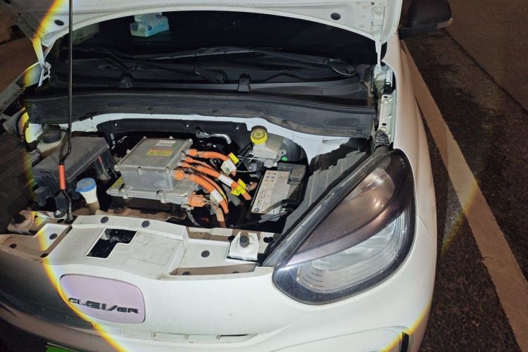 Used Roewe Clever 2021 302km Excellence Edition Engine Bay Left