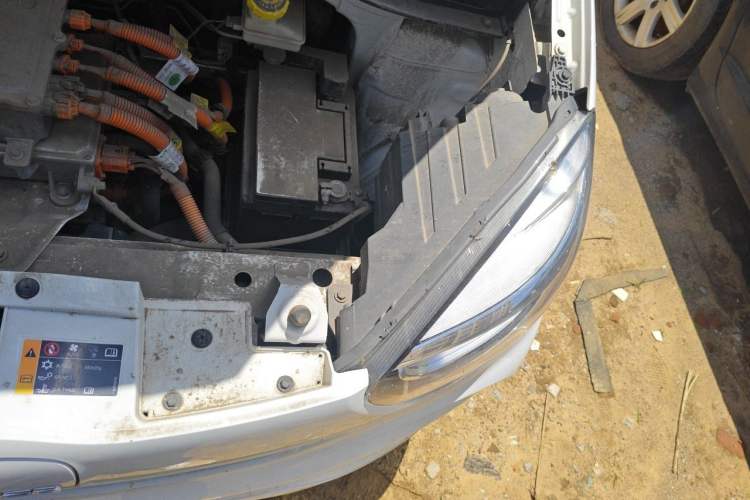 Used Roewe Clever 2021 302km Excellence Edition Engine Bay Left