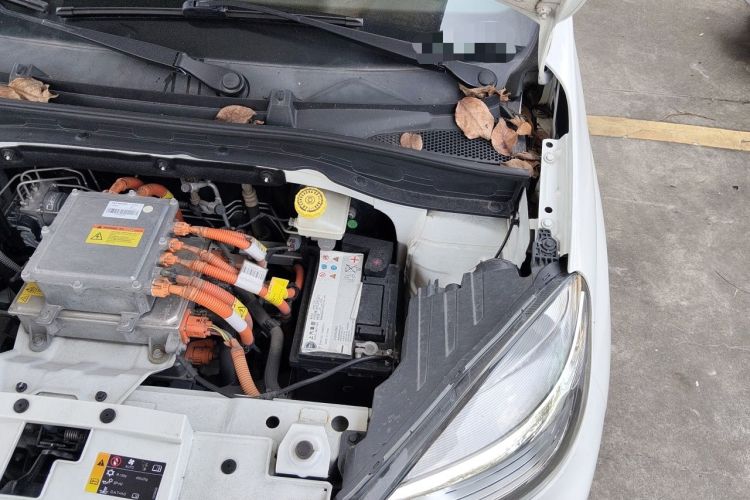Used Roewe Clever 2021 302km Excellence Edition Engine Bay Left