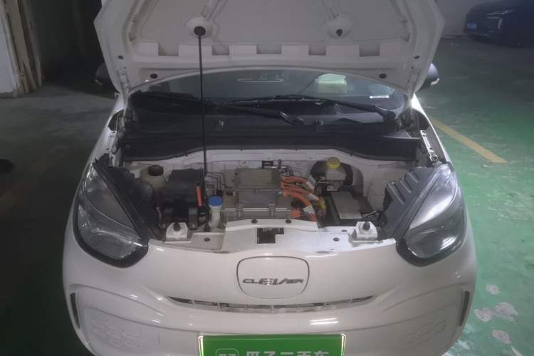 Used Roewe Clever 2021 302 km New Four-Seater Super-Efficient Version Engine Bay