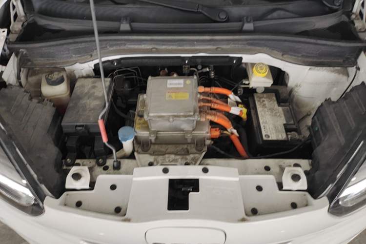 Used Roewe Clever 2021 302km All-Round Version Engine Bay