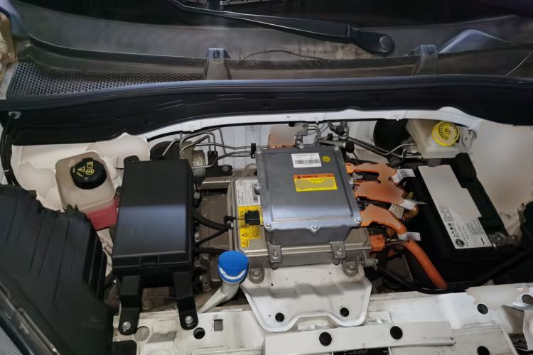 Used Roewe Clever 2021 302 km New Four-Seater Super-Efficient Version Engine Bay