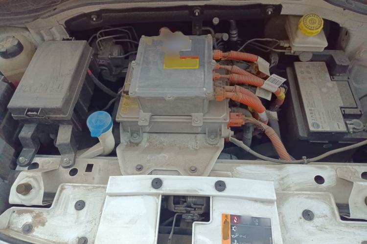 Used Roewe Clever 2021 302 km New Four-Seater Super-Efficient Version Engine Bay