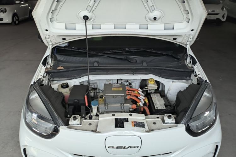 Used Roewe Clever 2021 302 km New Four-Seater Super-Efficient Version Engine Bay
