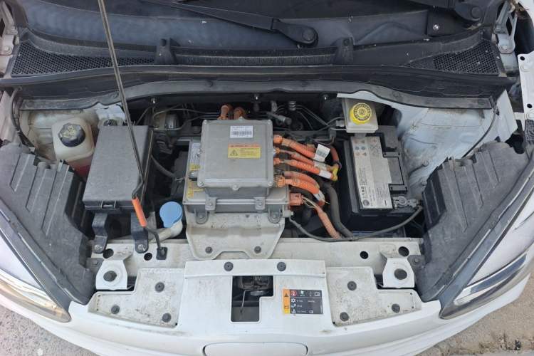 Used Roewe Clever 2021 302km All-Round Version Engine Bay