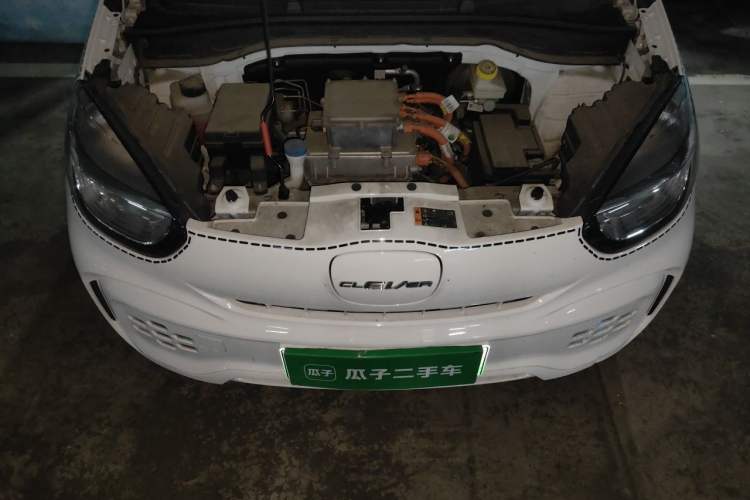 Used Roewe Clever 2021 302 km New Four-Seater Super-Efficient Version Engine Bay