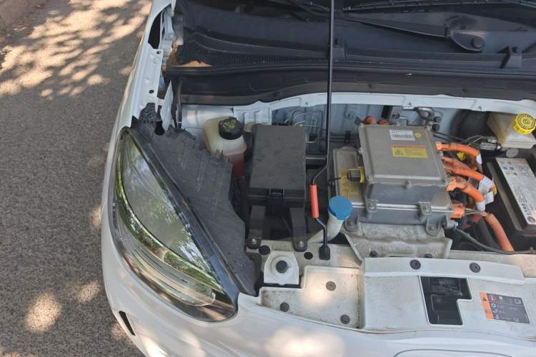 Used Roewe Clever 2021 302km Excellence Edition Engine Bay Right