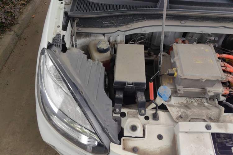 Used Roewe Clever 2021 302km Excellence Edition Engine Bay Right