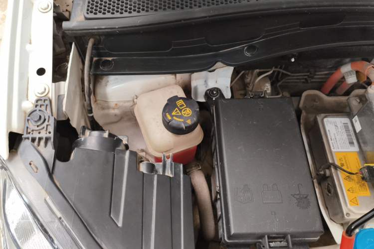 Used Roewe Clever 2021 302km Excellence Edition Engine Bay Right