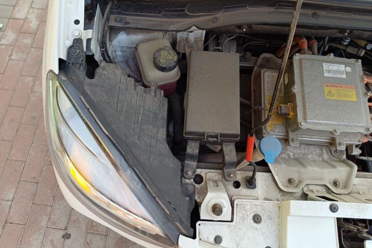 Used Roewe Clever 2021 302km Excellence Edition Engine Bay Right