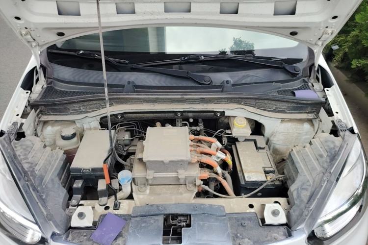 Used Roewe Clever 2021 302km All-Round Version Engine Bay
