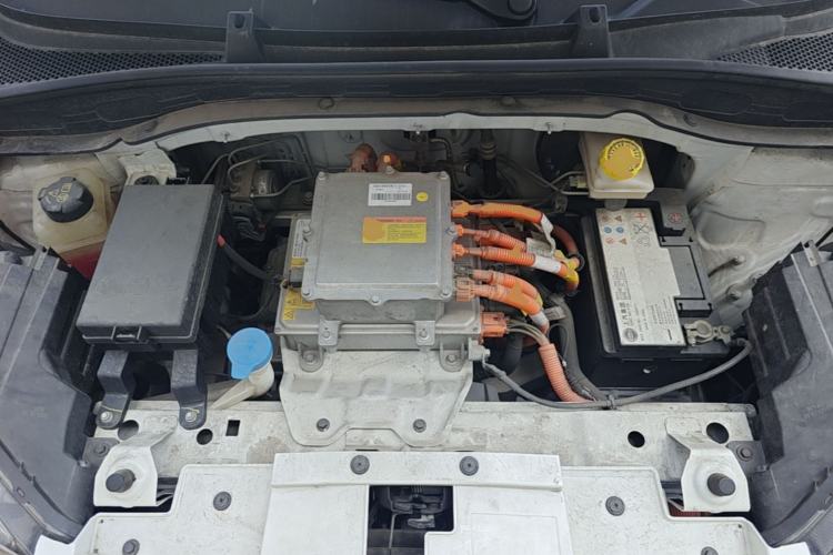 Used Roewe Clever 2021 302km All-Round Version Engine Bay