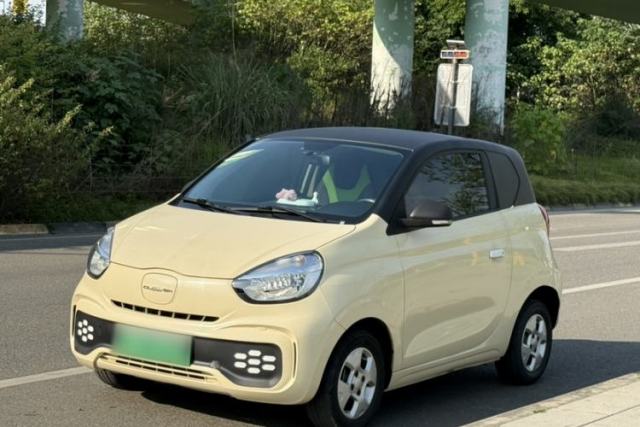 Used Roewe Clever 2021 302 km New Four-Seater Super-Efficient Version