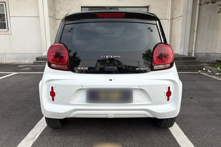 Used Roewe Clever 2021 302 km New Four-Seater Super-Efficient Version Exterior 1