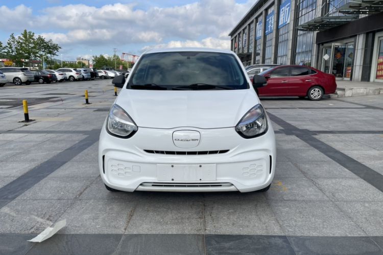 Used Roewe Clever 2021 302 km New Four-Seater Super-Efficient Version Exterior 1