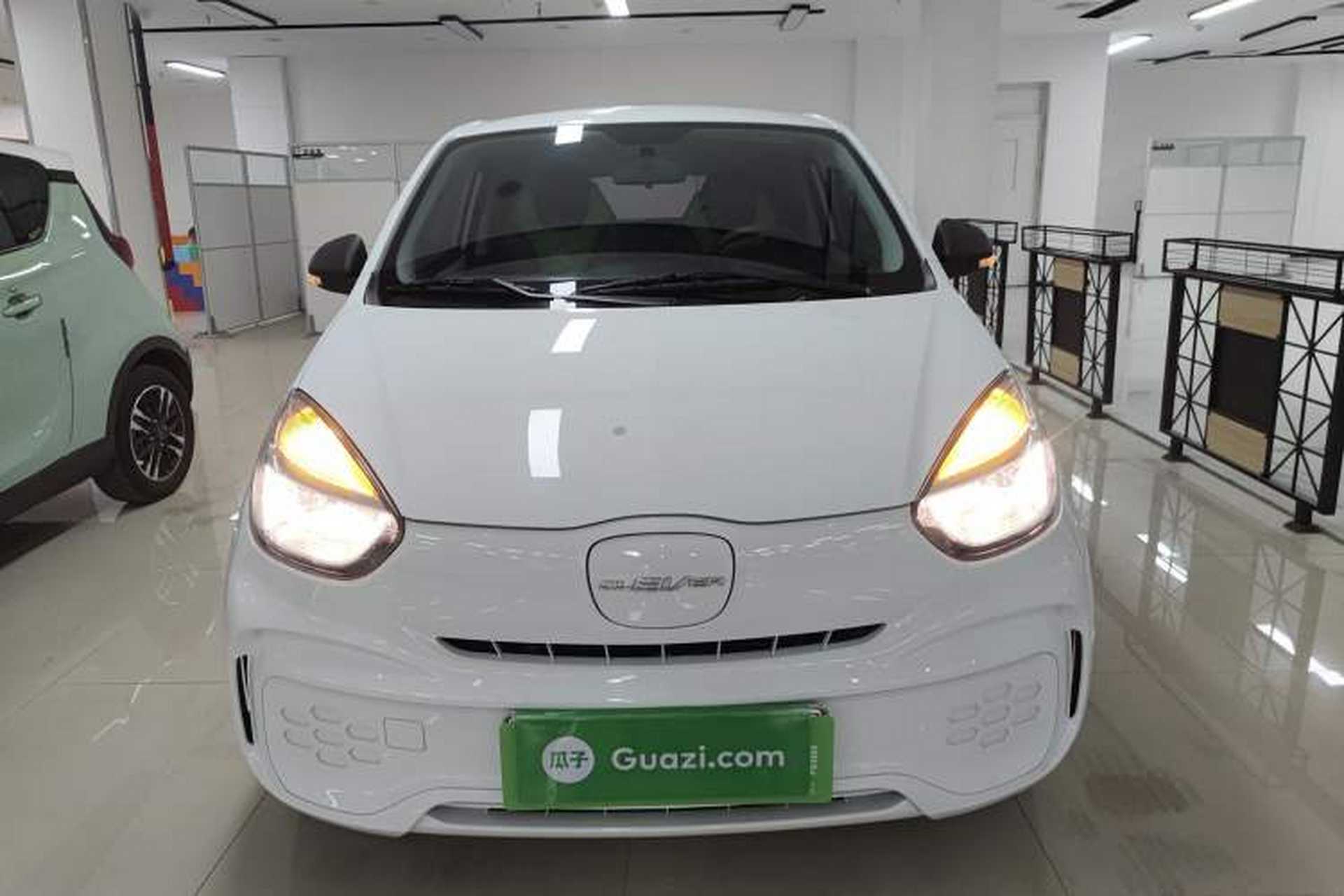 Used Roewe Clever 2021 302 km New Four-Seater Super-Efficient Version Exterior 1