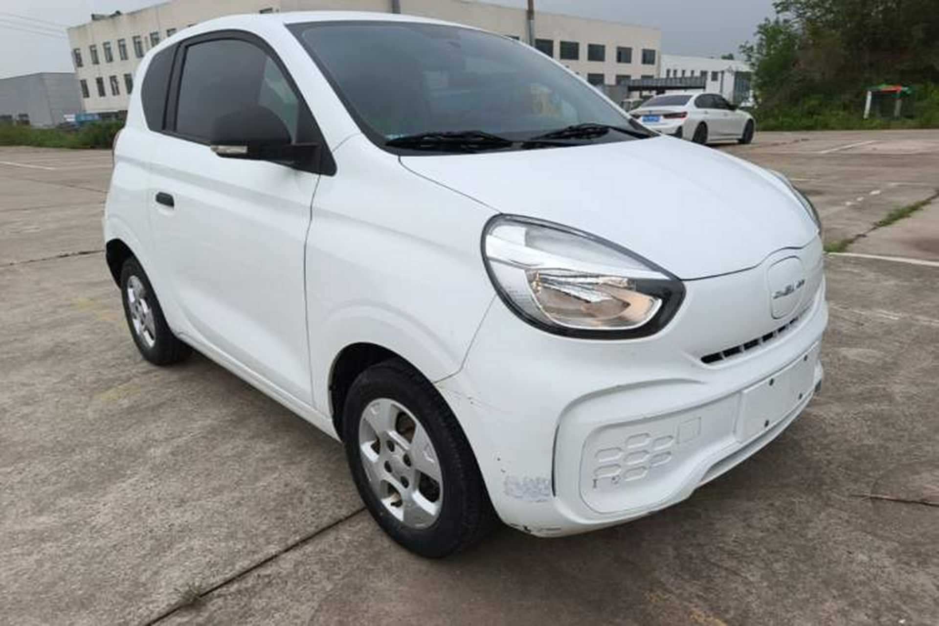 Used Roewe Clever 2021 302 km New Four-Seater Super-Efficient Version Exterior 1