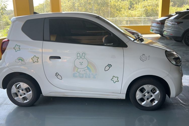 Used Roewe Clever 2021 302 km New Four-Seater Super-Efficient Version Exterior 2