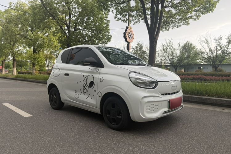 Used Roewe Clever 2021 302 km New Four-Seater Super-Efficient Version Exterior 2