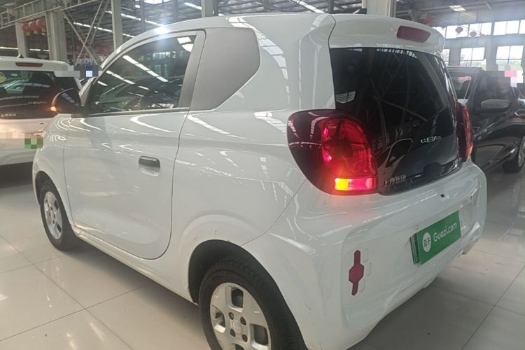 Used Roewe Clever 2021 302km All-Round Version Exterior 2