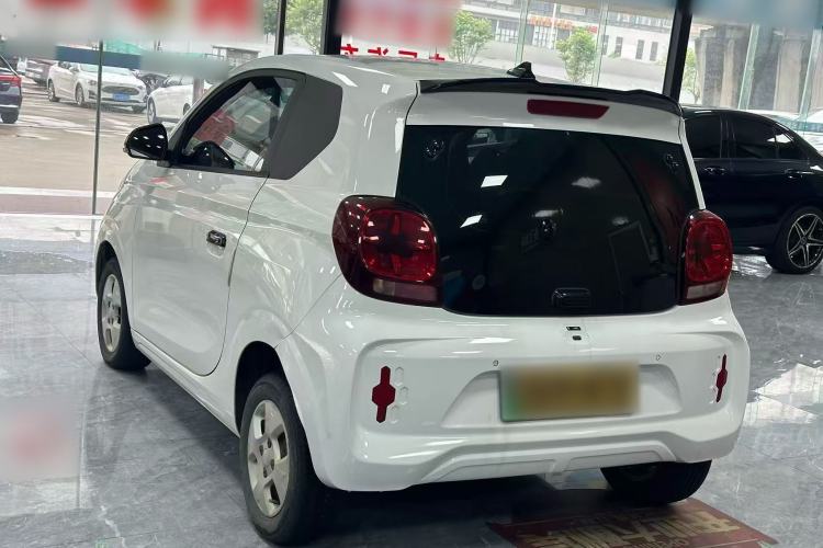 Used Roewe Clever 2021 302 km New Four-Seater Super-Efficient Version Exterior 2