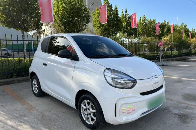 Used Roewe Clever 2021 302 km New Four-Seater Super-Efficient Version Exterior 2