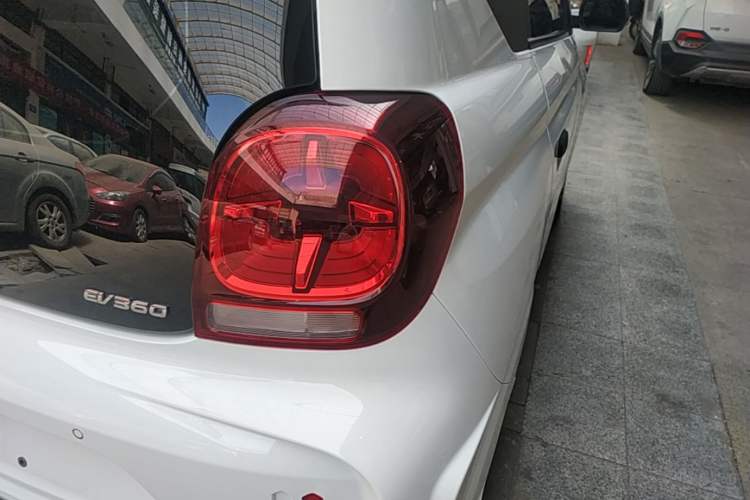 Used Roewe Clever 2021 302km Excellence Edition Exterior 3