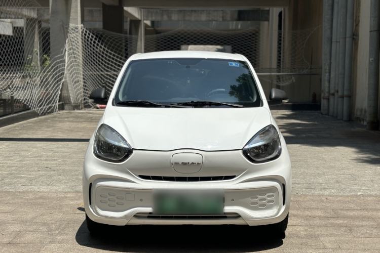 Used Roewe Clever 2021 302km All-Round Version Exterior 4