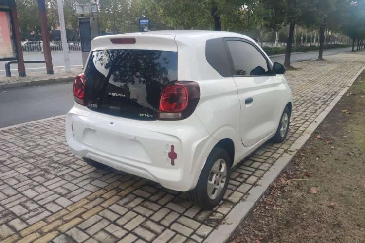 Used Roewe Clever 2021 302 km New Four-Seater Super-Efficient Version Exterior 4