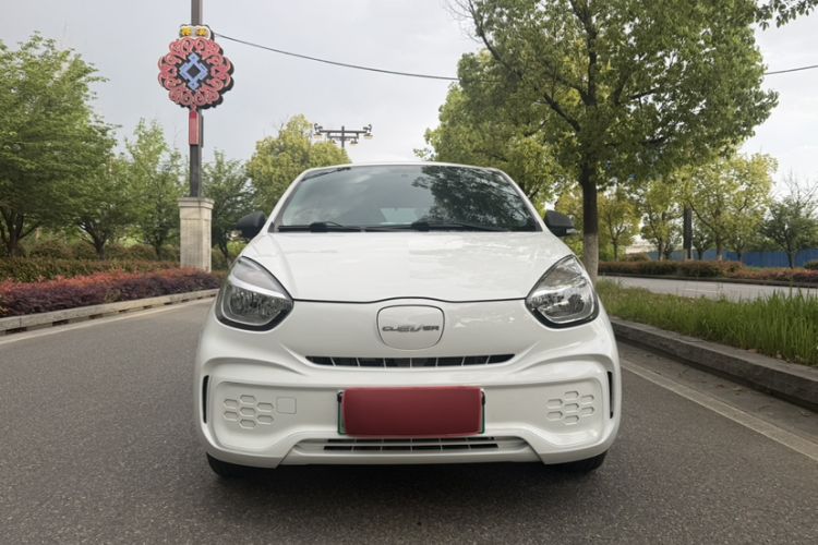 Used Roewe Clever 2021 302 km New Four-Seater Super-Efficient Version Exterior 4
