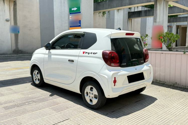 Used Roewe Clever 2021 302km All-Round Version Exterior 4