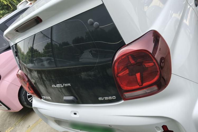 Used Roewe Clever 2021 302km Excellence Edition Exterior 4