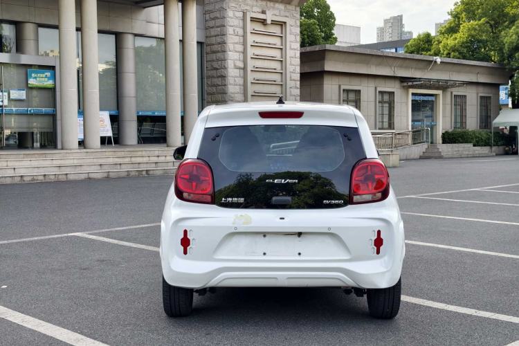 Used Roewe Clever 2021 302km All-Round Version Exterior 5
