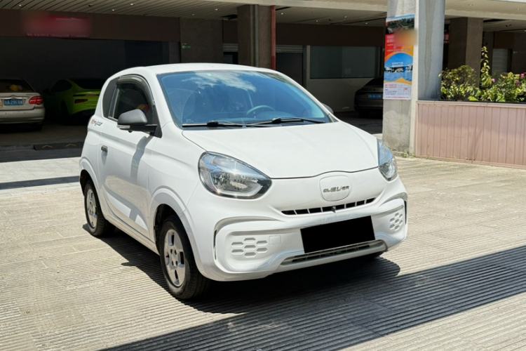 Used Roewe Clever 2021 302km All-Round Version Exterior 5