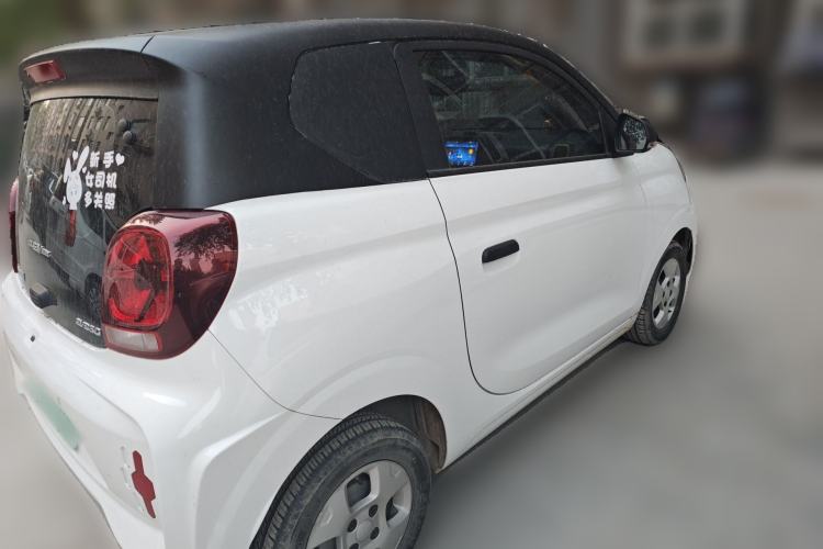 Used Roewe Clever 2021 302 km New Four-Seater Super-Efficient Version Exterior 5