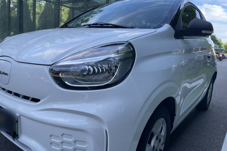 Used Roewe Clever 2021 302 km New Four-Seater Super-Efficient Version Exterior 6