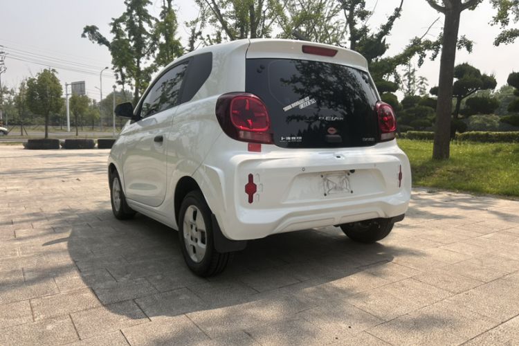 Used Roewe Clever 2021 302 km New Four-Seater Super-Efficient Version Exterior 6